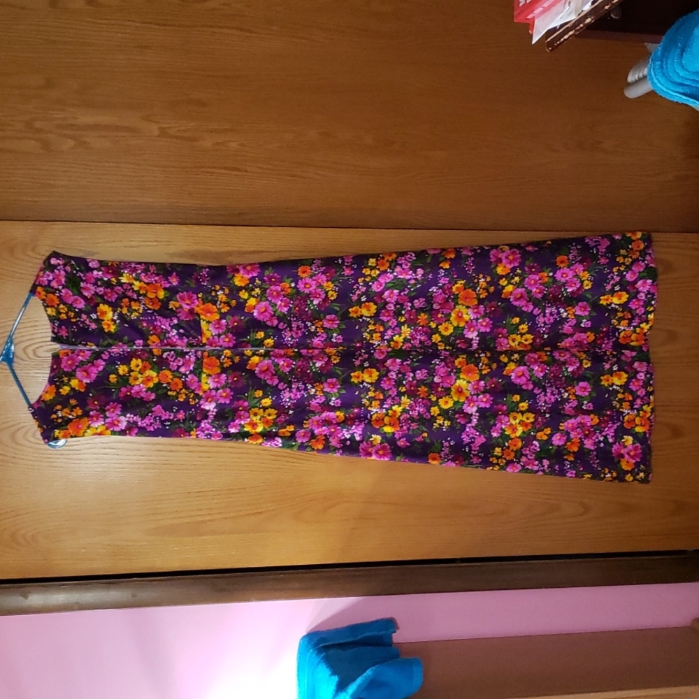 Vintage Floral Maxi Dress. Pink. Purple. Yellow. OOAK. 70s. Flower Power. - Picture 7 of 15